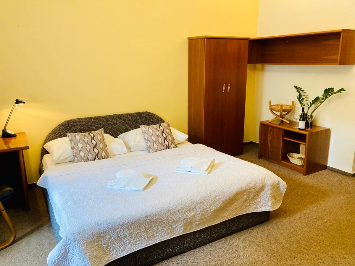 Hotel U Rytire Mělník 외부 사진